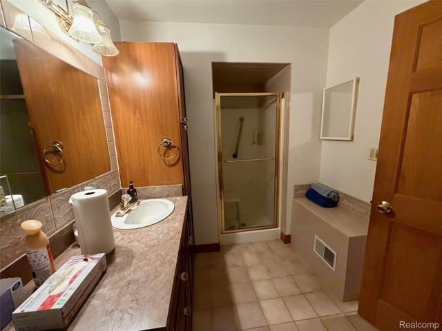 4366 Cordova Drive, York Charter Township, MI 48160
