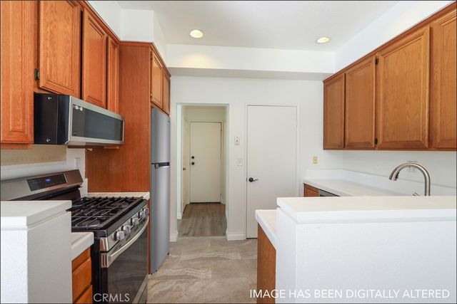 100 Cloudcrest, Aliso Viejo, CA 92656