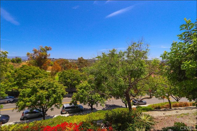 100 Cloudcrest, Aliso Viejo, CA 92656