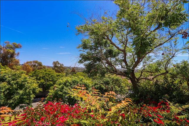 100 Cloudcrest, Aliso Viejo, CA 92656
