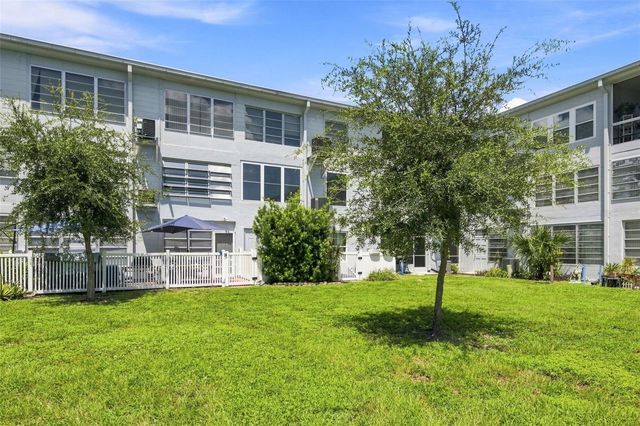 4300 58TH STREET N 1817, Kenneth City, FL 33709