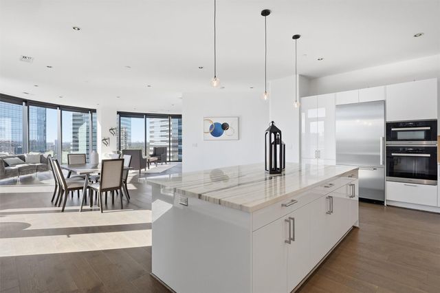 1409 Post Oak Boulevard 2004, Houston, TX 77056