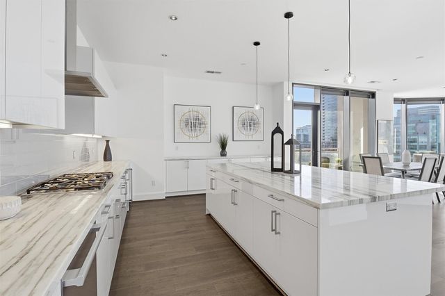 1409 Post Oak Boulevard 2004, Houston, TX 77056