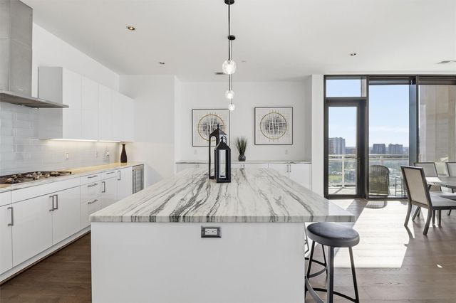 1409 Post Oak Boulevard 2004, Houston, TX 77056