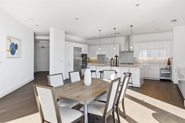 1409 Post Oak Boulevard 2004, Houston, TX 77056