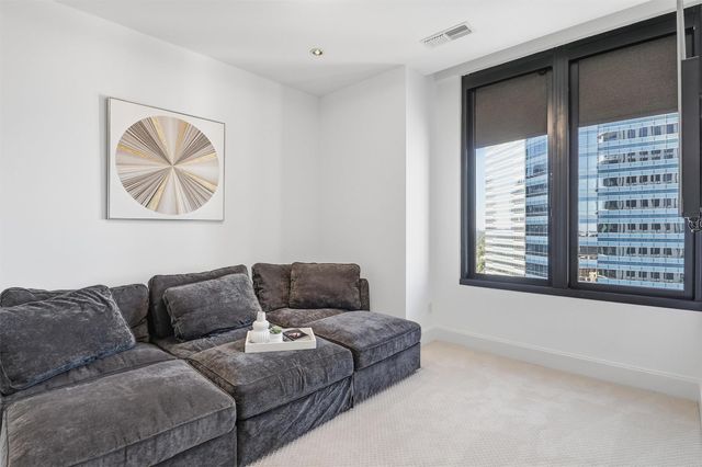 1409 Post Oak Boulevard 2004, Houston, TX 77056