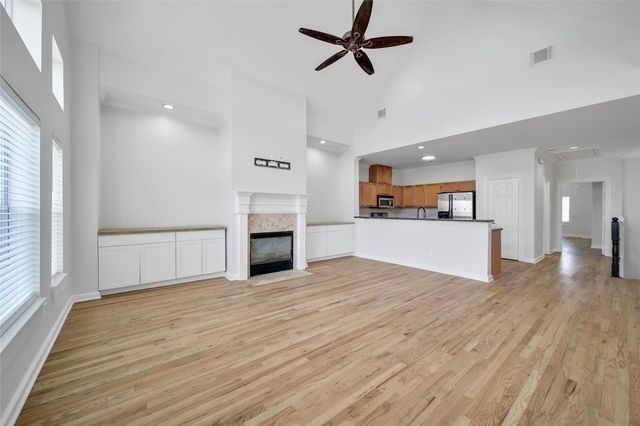 5341 Kiam Street, Houston, TX 77007