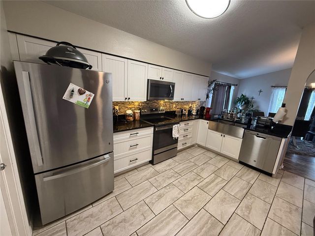 7628 WEEHAWKEN DRIVE, Zephyrhills, FL 33540