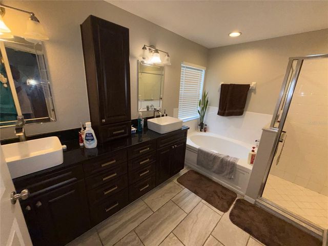 7628 WEEHAWKEN DRIVE, Zephyrhills, FL 33540