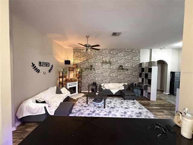 7628 WEEHAWKEN DRIVE, Zephyrhills, FL 33540