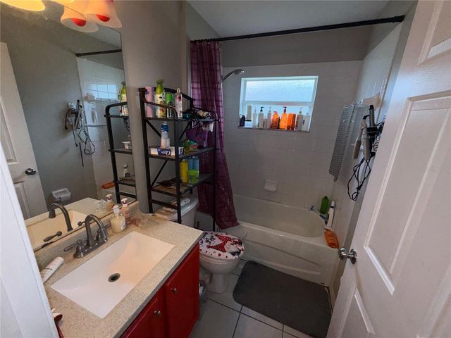 7628 WEEHAWKEN DRIVE, Zephyrhills, FL 33540
