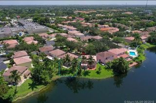 320 SW 99th Avenue, Pembroke Pines, FL 33025