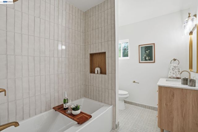 1631 Arlington Blvd, El Cerrito, CA 94530