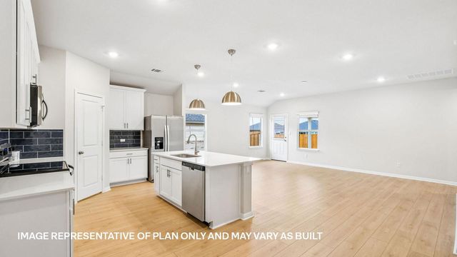 9425 Buckstitch Saddle DR, Austin, TX 78653