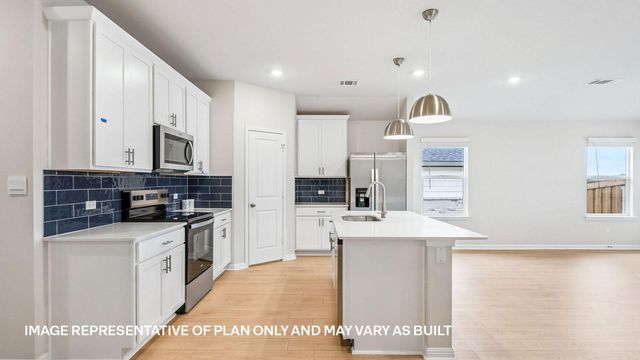 9425 Buckstitch Saddle DR, Austin, TX 78653