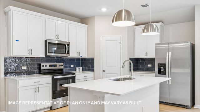 9425 Buckstitch Saddle DR, Austin, TX 78653