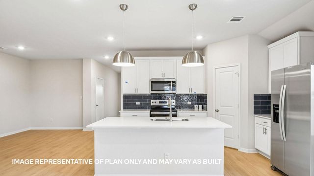 9425 Buckstitch Saddle DR, Austin, TX 78653