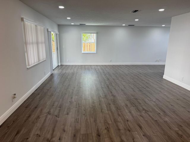 6256 Harbor Bend, Margate, FL 33063