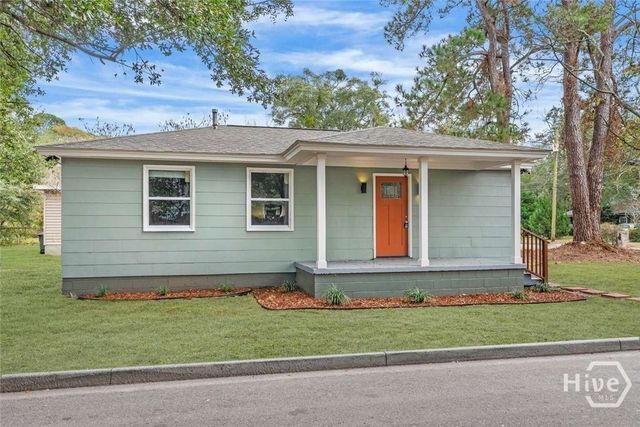 2102 Auburn Street, Savannah, GA 31404