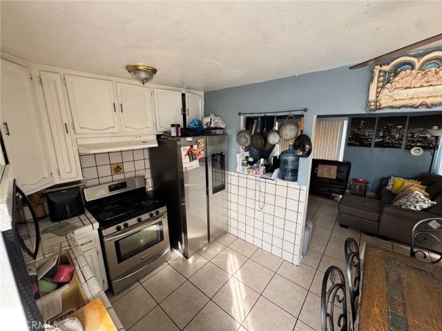 13947 Downey, Paramount, CA 90723