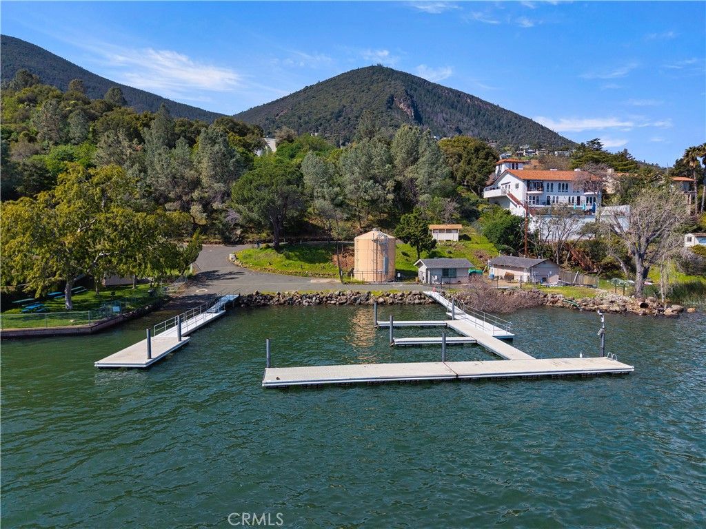 Image 13 of property listing at 3410 Riviera West Drive, Kelseyville, CA 95451