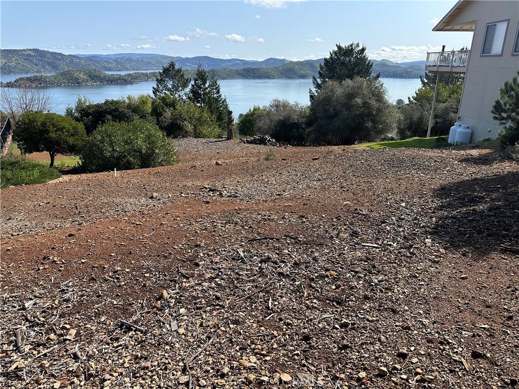 Image 3 of property listing at 3410 Riviera West Drive, Kelseyville, CA 95451