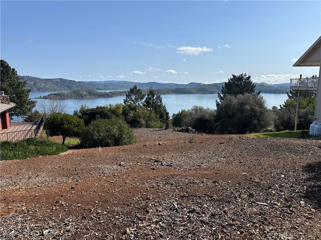 Image 5 of property listing at 3410 Riviera West Drive, Kelseyville, CA 95451