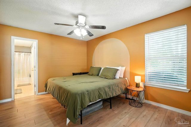 1704 Garlia Ct, Pensacola, FL 32526