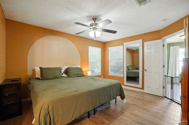 1704 Garlia Ct, Pensacola, FL 32526