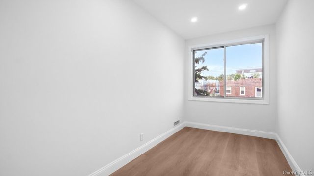 263 Quincy Avenue, Bronx, NY 10465