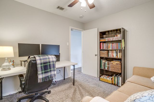 7104 Summerset Drive, Benbrook, TX 76126