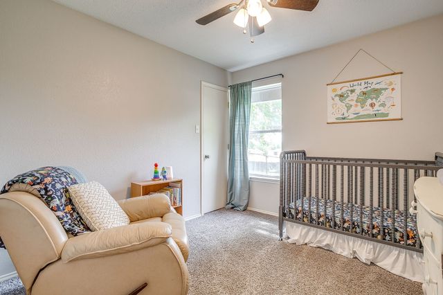 7104 Summerset Drive, Benbrook, TX 76126