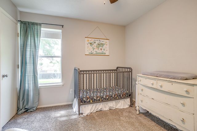 7104 Summerset Drive, Benbrook, TX 76126