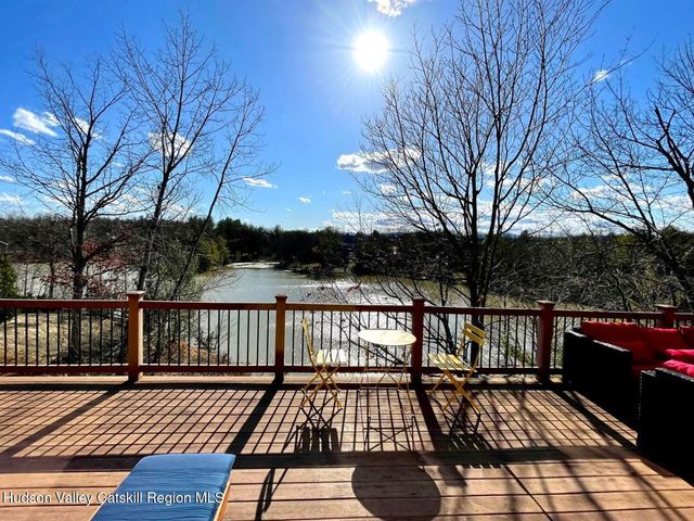 1367 Sleepy Hollow Road, Athens, NY 12015