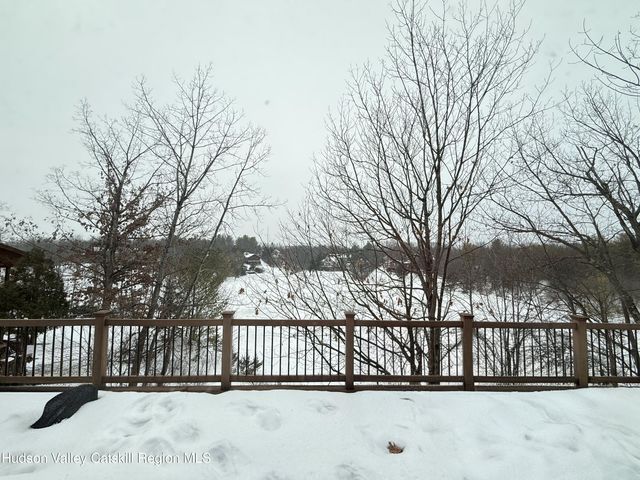 1367 Sleepy Hollow Road, Athens, NY 12015