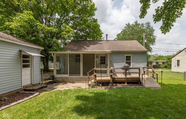 143 High Street, Danville, IN 46122