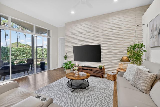 23451 Water Circle, Boca Raton, FL 33486