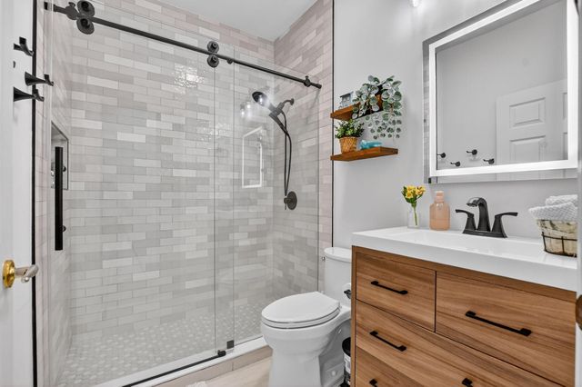 23451 Water Circle, Boca Raton, FL 33486