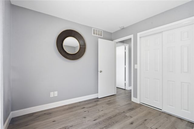 1925 Parkland, Ely, IA 52227