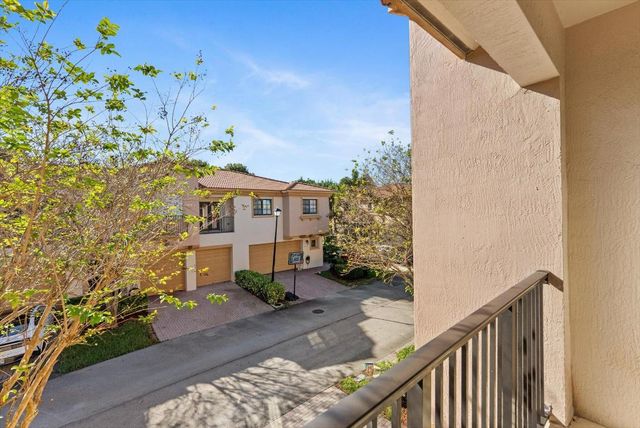 4735 Preserve Street, Coconut Creek, FL 33073