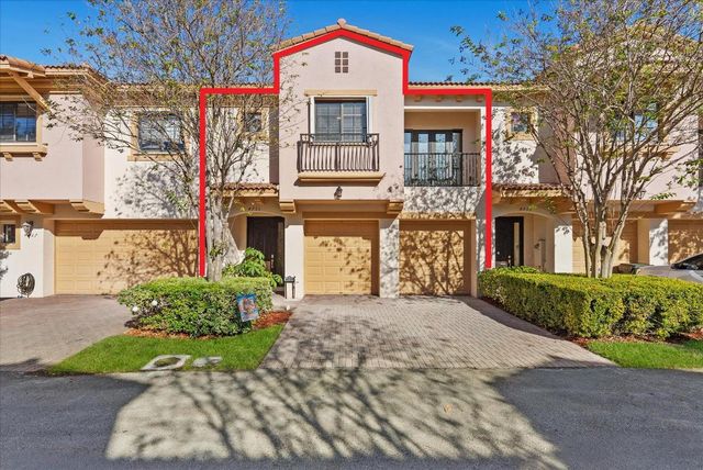 4735 Preserve Street, Coconut Creek, FL 33073