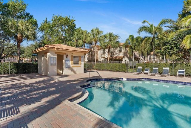 4735 Preserve Street, Coconut Creek, FL 33073