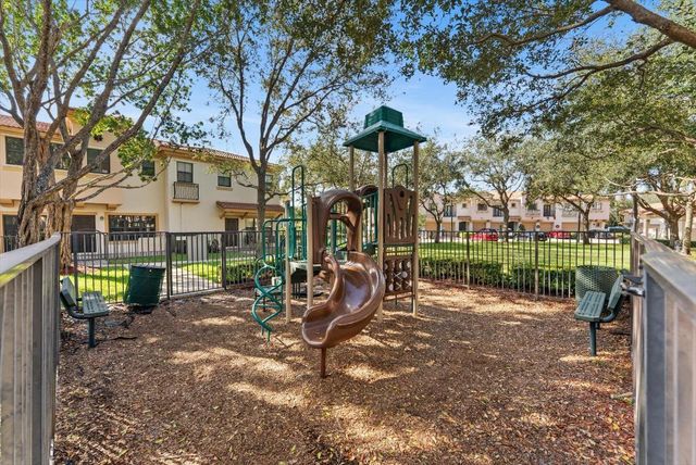 4735 Preserve Street, Coconut Creek, FL 33073