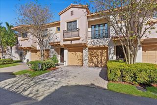 4735 Preserve Street, Coconut Creek, FL 33073