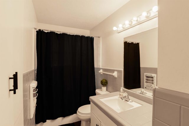 500 Madelaine Dr, Gilmer, TX 75644