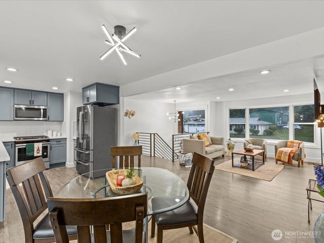 29204 39th Avenue S, Auburn, WA 98001