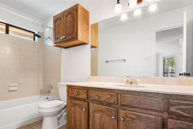 614 Arbor Court, Highland Village, TX 75077