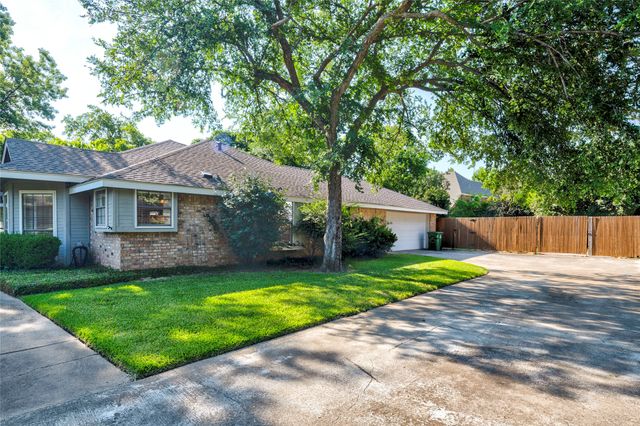 614 Arbor Court, Highland Village, TX 75077