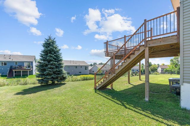 930 Aspen Circle, Watertown, MN 55388