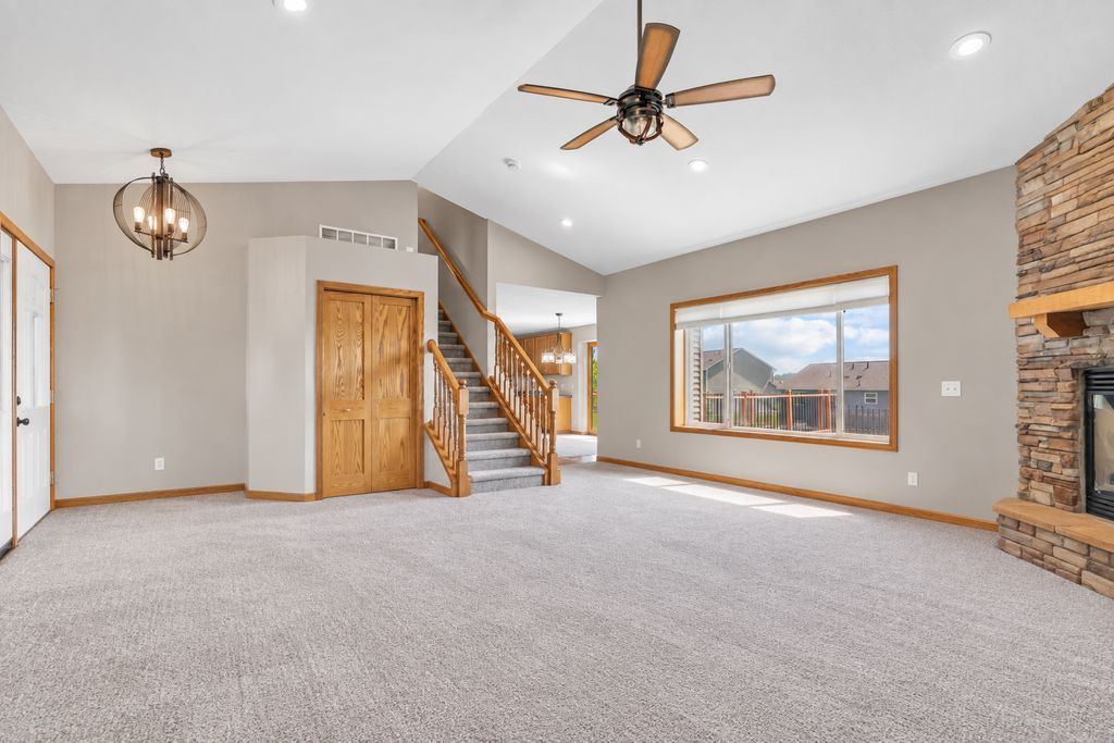 930 Aspen Circle, Watertown, MN 55388 — photo 5